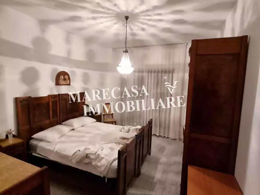 Immagine 7 di Appartamento in vendita  a Carrara