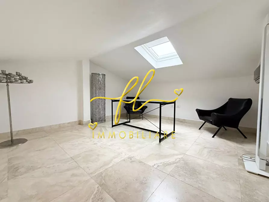 Immagine 28 di Villa in vendita  a Cecina