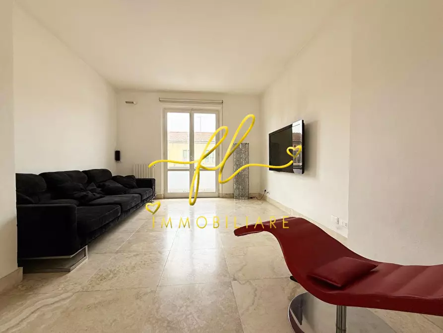 Immagine 10 di Villa in vendita  a Cecina