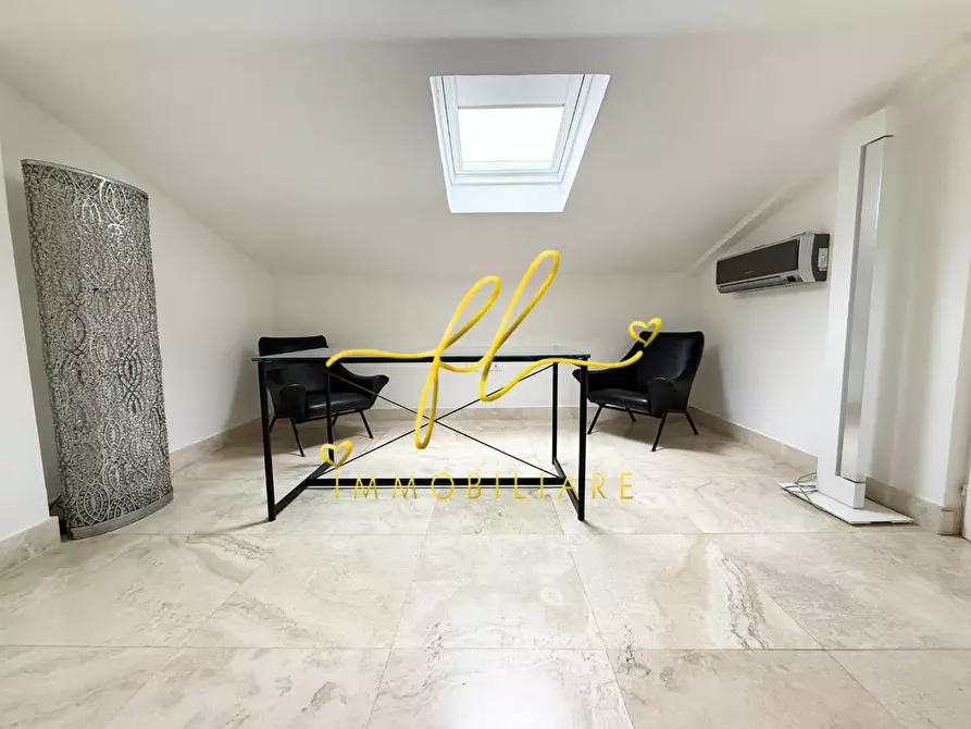 Immagine 29 di Villa in vendita  a Cecina