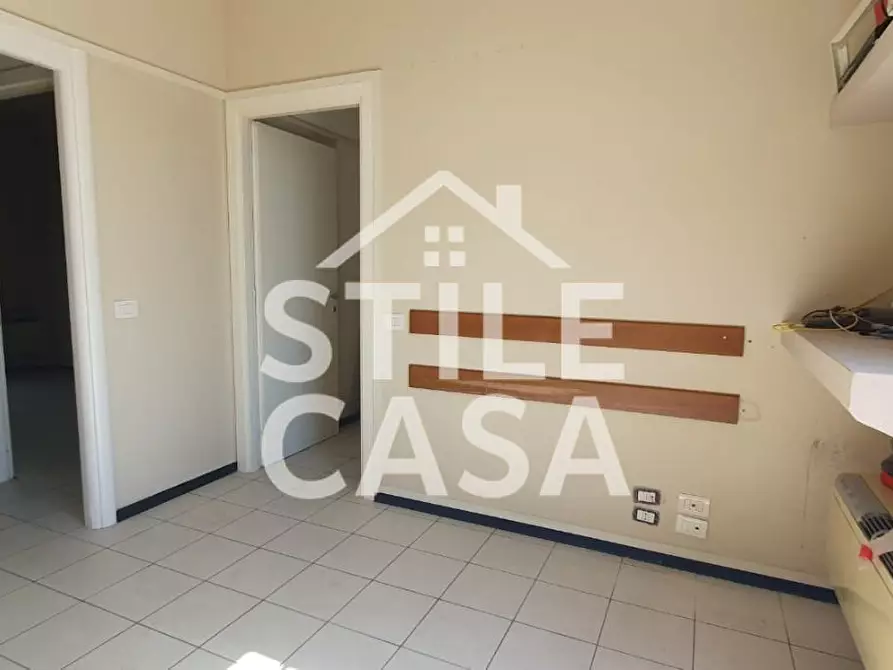 Immagine 13 di Ufficio in vendita  a Altopascio