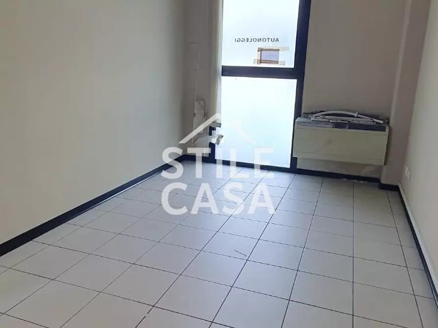Immagine 5 di Ufficio in vendita  a Altopascio