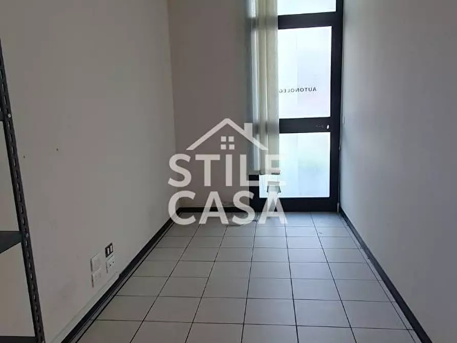 Immagine 2 di Ufficio in vendita  a Altopascio