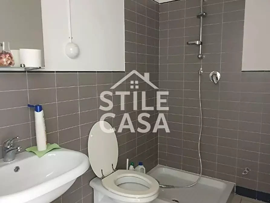 Immagine 10 di Ufficio in vendita  a Altopascio