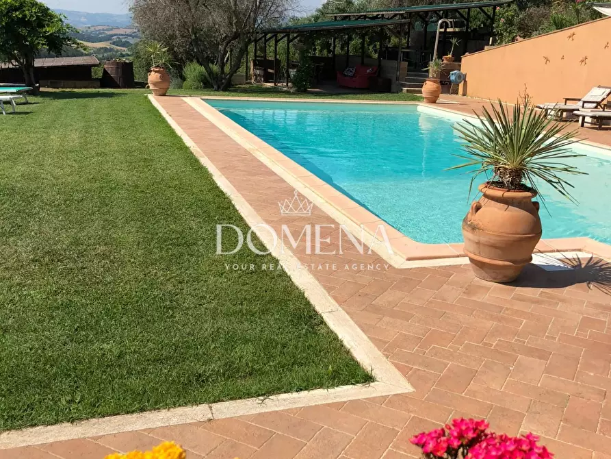 Immagine 21 di Villa in vendita  a Manciano