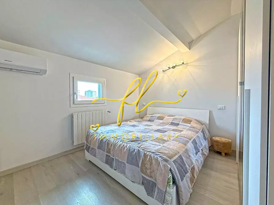 Immagine 23 di Appartamento in vendita  a Cecina