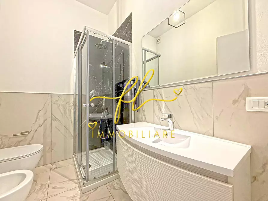 Immagine 26 di Appartamento in vendita  a Cecina