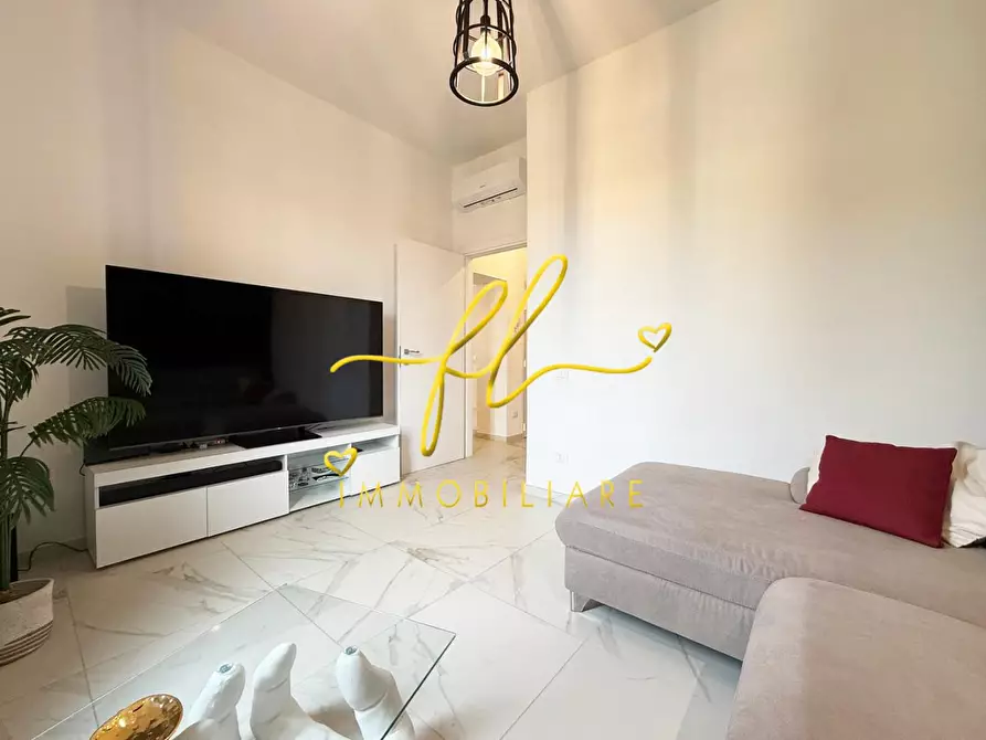 Immagine 3 di Appartamento in vendita  a Cecina