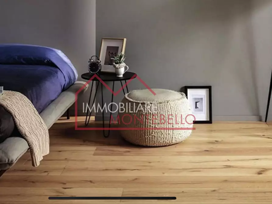 Immagine 7 di Casa bifamiliare in vendita  a Camaiore