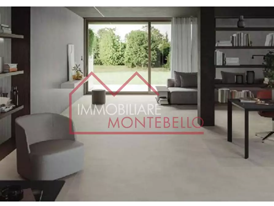 Immagine 10 di Casa bifamiliare in vendita  a Camaiore