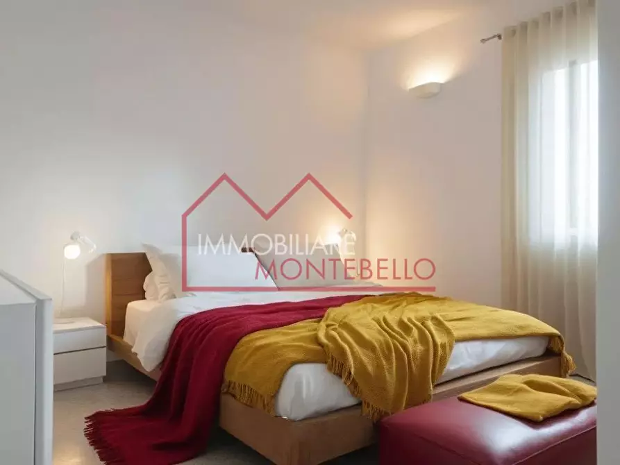 Immagine 5 di Casa bifamiliare in vendita  a Camaiore