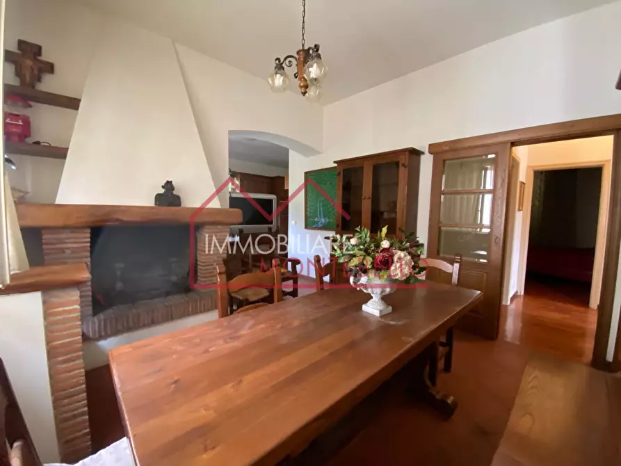 Immagine 26 di Casa indipendente in vendita  a Camaiore