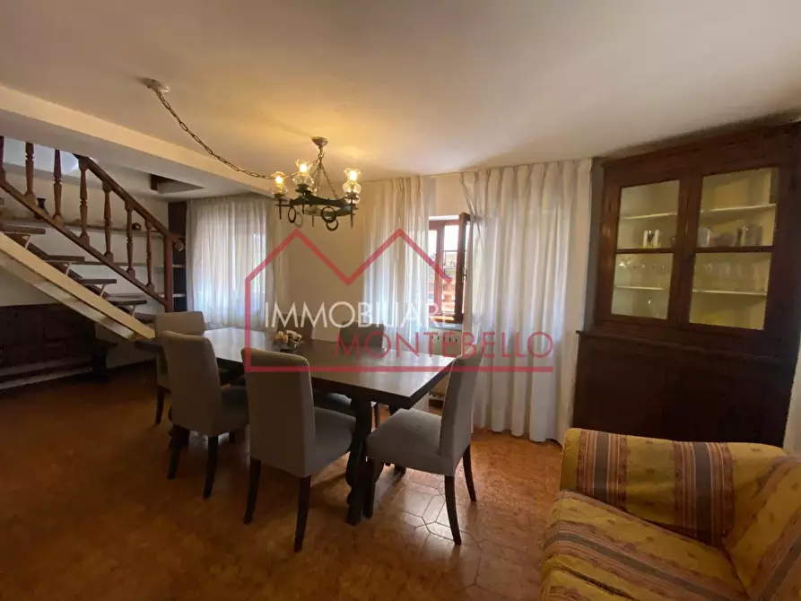 Immagine 6 di Casa indipendente in vendita  a Camaiore