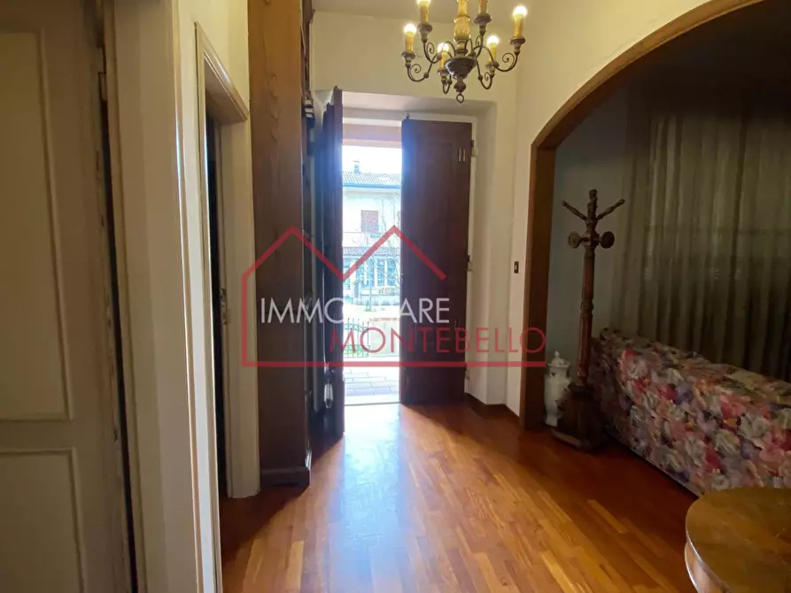 Immagine 18 di Casa indipendente in vendita  a Camaiore