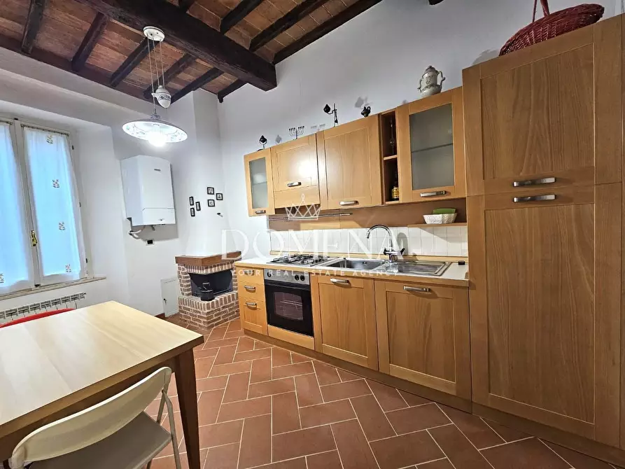 Immagine 22 di Appartamento in vendita  a Siena