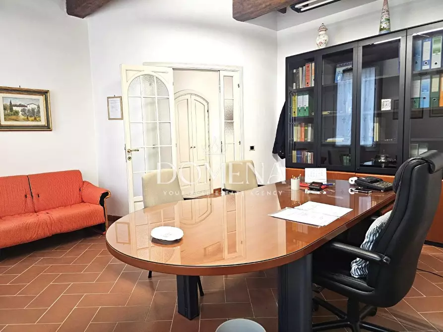 Immagine 47 di Appartamento in vendita  a Siena