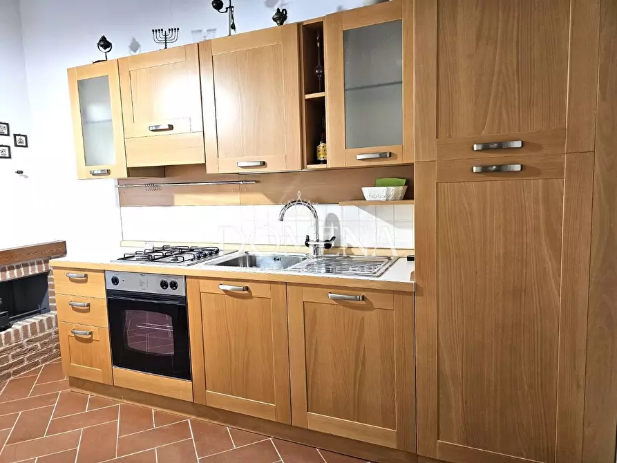 Immagine 23 di Appartamento in vendita  a Siena