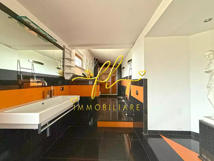 Immagine 11 di Casa bifamiliare in vendita  a Bibbona