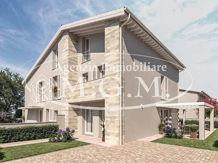 Immagine 18 di Casa trifamiliare in vendita  a Pisa