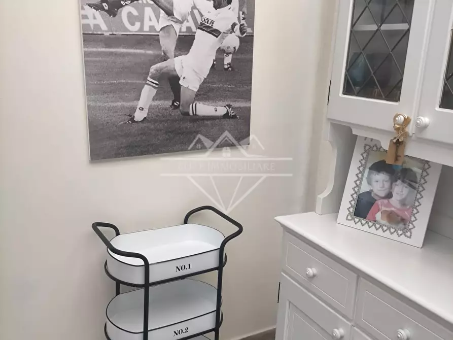 Immagine 11 di Villa in vendita  a Massa