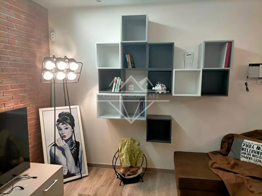 Immagine 24 di Villa in vendita  a Massa