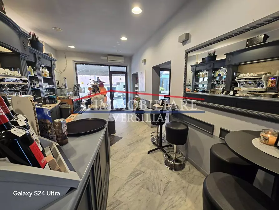 Immagine 2 di Bar / Ristorante in vendita  a Massa