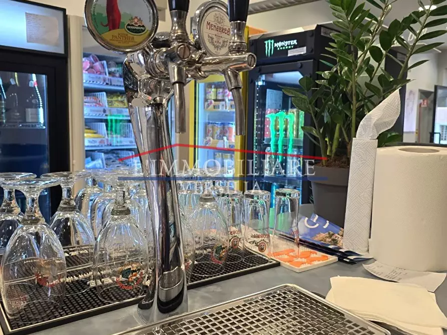 Immagine 20 di Bar / Ristorante in vendita  a Massa