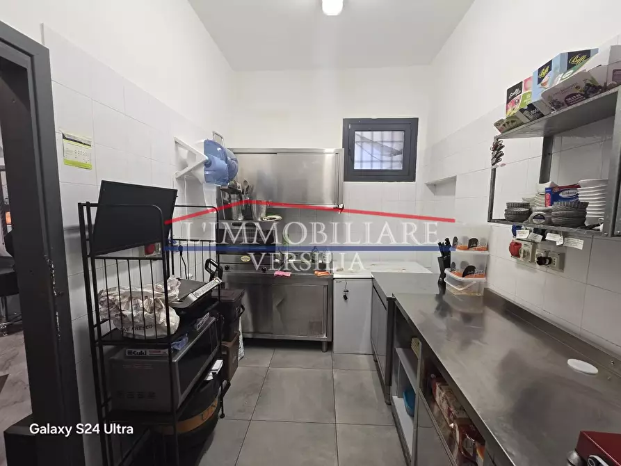 Immagine 16 di Bar / Ristorante in vendita  a Massa