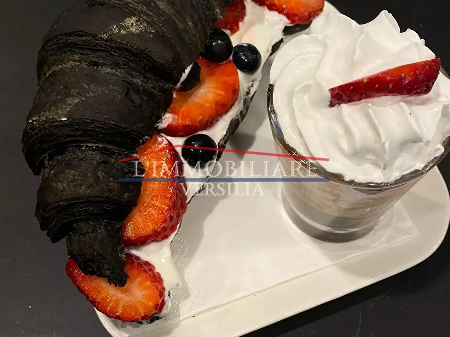 Immagine 26 di Bar / Ristorante in vendita  a Massa