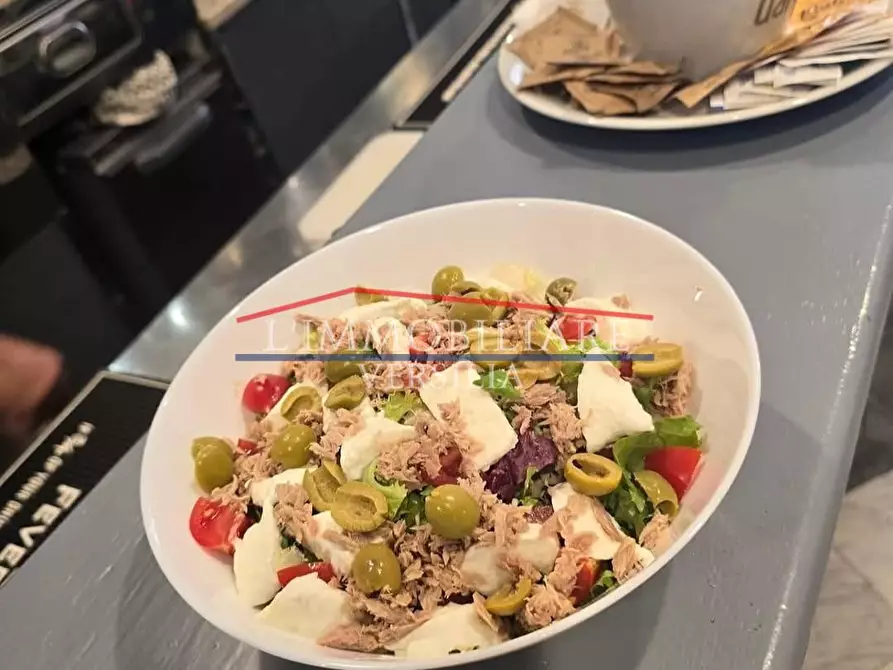 Immagine 23 di Bar / Ristorante in vendita  a Massa