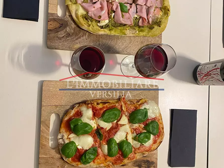 Immagine 30 di Bar / Ristorante in vendita  a Massa