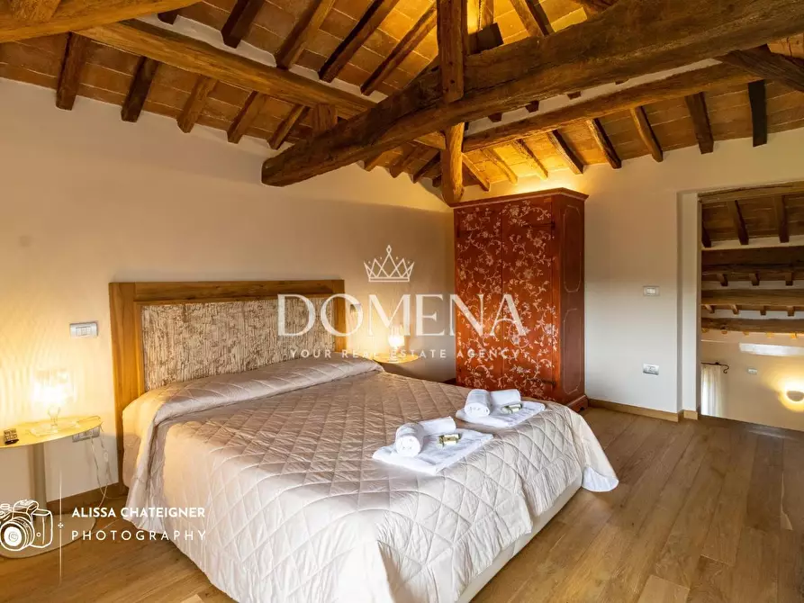 Immagine 47 di Appartamento in vendita  a San Gimignano