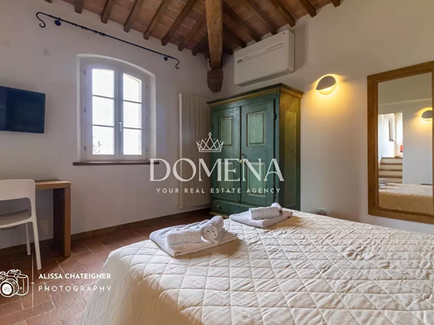 Immagine 11 di Appartamento in vendita  a San Gimignano