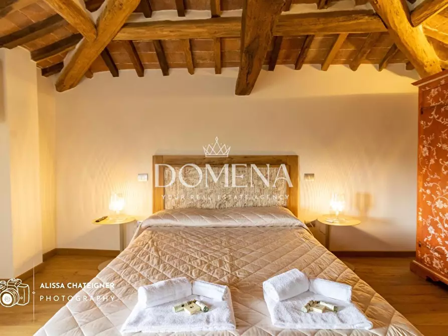 Immagine 48 di Appartamento in vendita  a San Gimignano