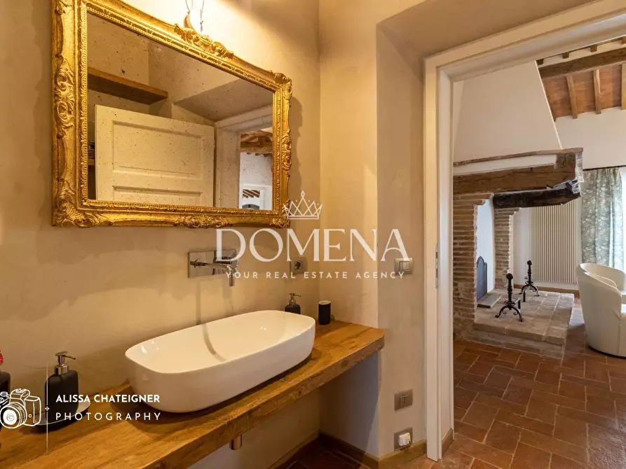 Immagine 29 di Appartamento in vendita  a San Gimignano