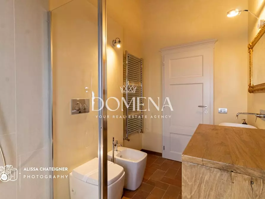 Immagine 14 di Appartamento in vendita  a San Gimignano