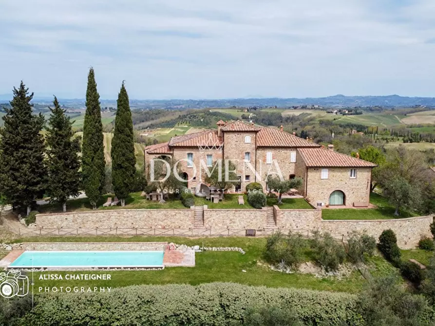 Immagine 2 di Appartamento in vendita  a San Gimignano