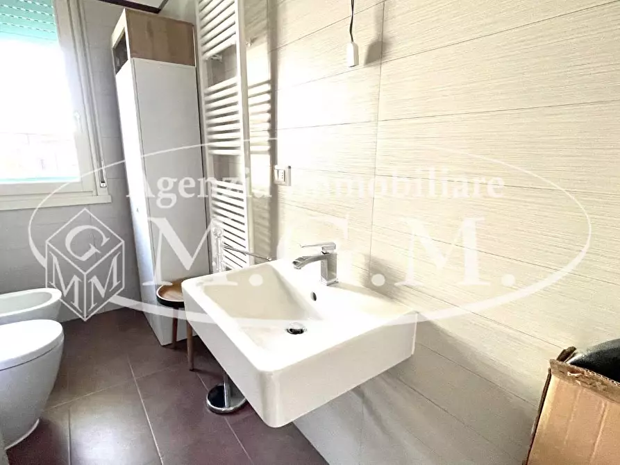 Immagine 9 di Appartamento in affitto  a Pontedera