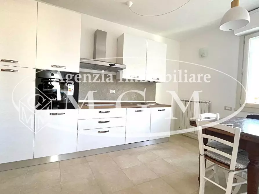 Immagine 3 di Appartamento in affitto  a Pontedera