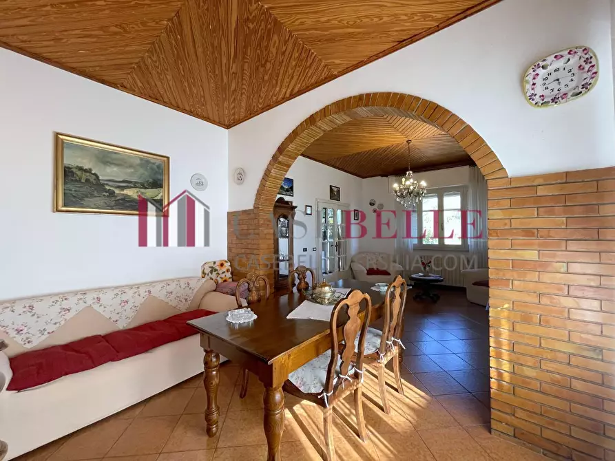 Immagine 9 di Casa indipendente in vendita  a Camaiore