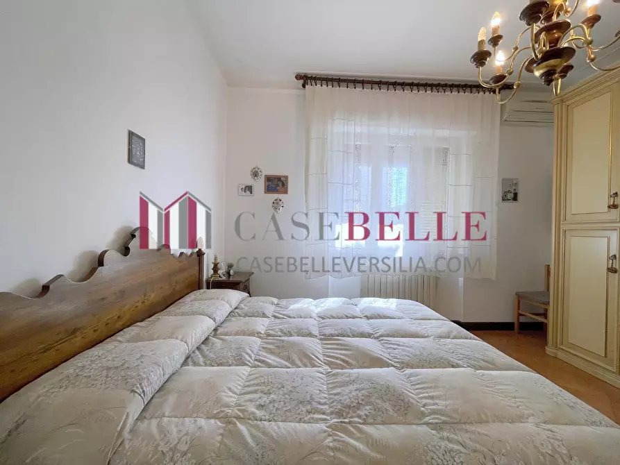 Immagine 37 di Casa indipendente in vendita  a Camaiore