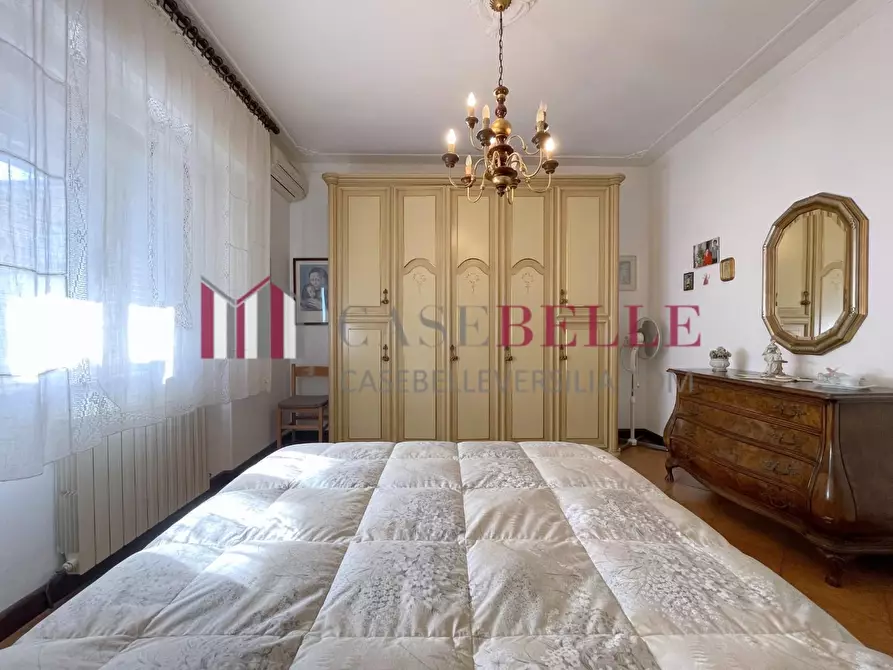Immagine 38 di Casa indipendente in vendita  a Camaiore