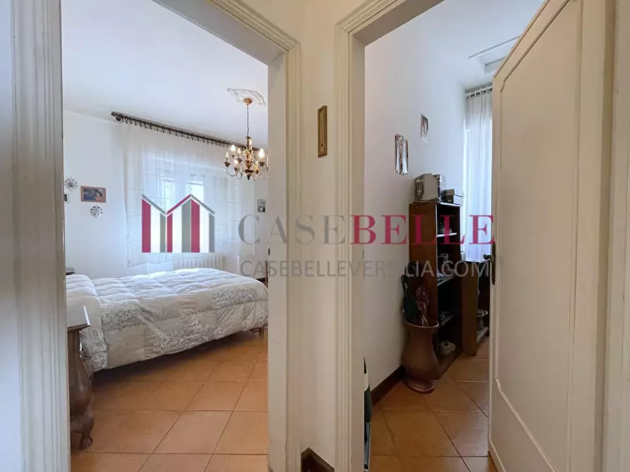 Immagine 36 di Casa indipendente in vendita  a Camaiore
