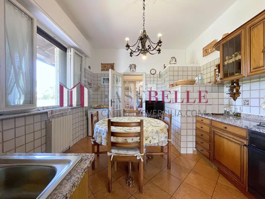 Immagine 17 di Casa indipendente in vendita  a Camaiore