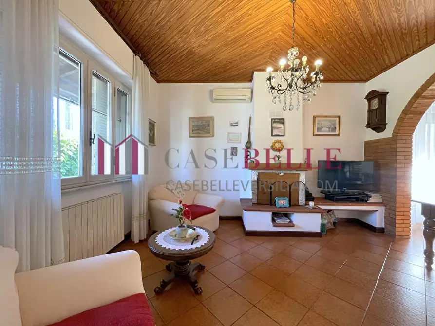 Immagine 4 di Casa indipendente in vendita  a Camaiore