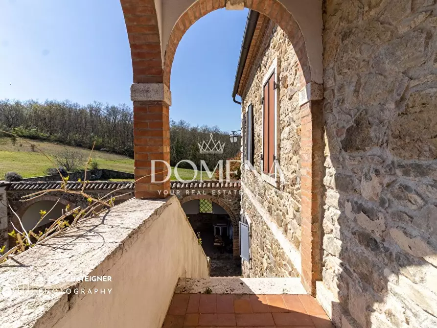 Immagine 32 di Casa colonica in vendita  a Rapolano Terme