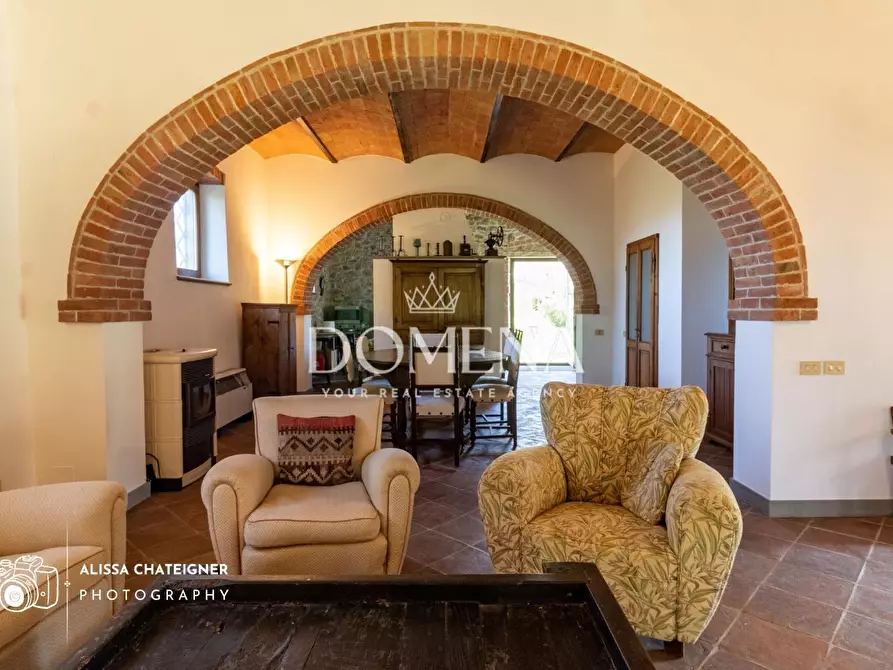 Immagine 18 di Casa colonica in vendita  a Rapolano Terme