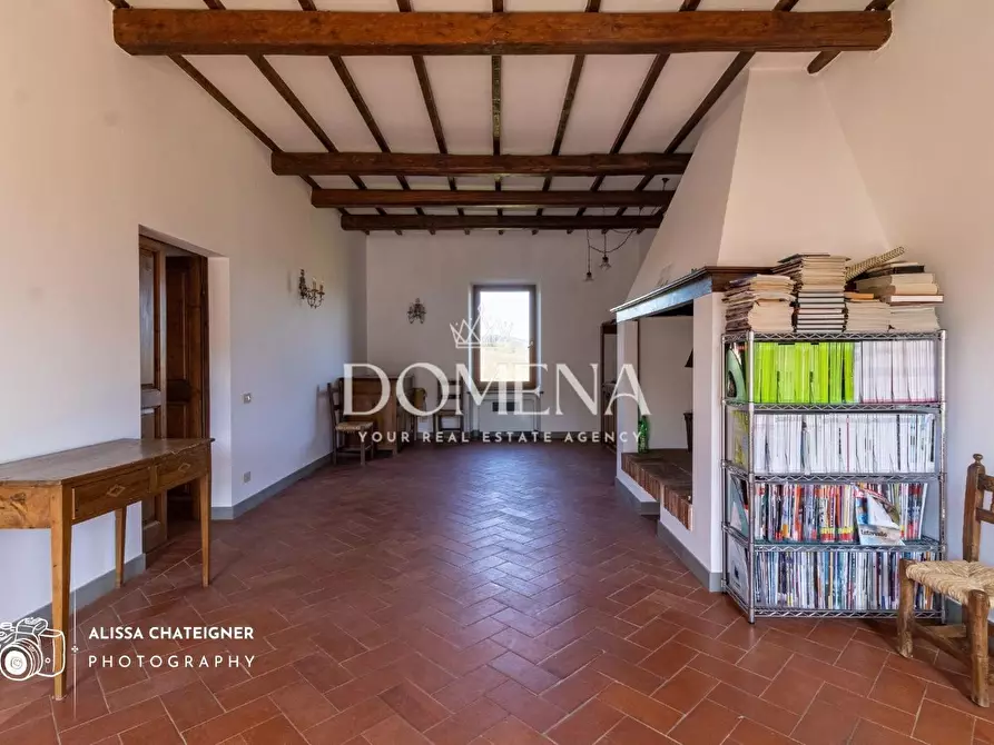 Immagine 23 di Casa colonica in vendita  a Rapolano Terme
