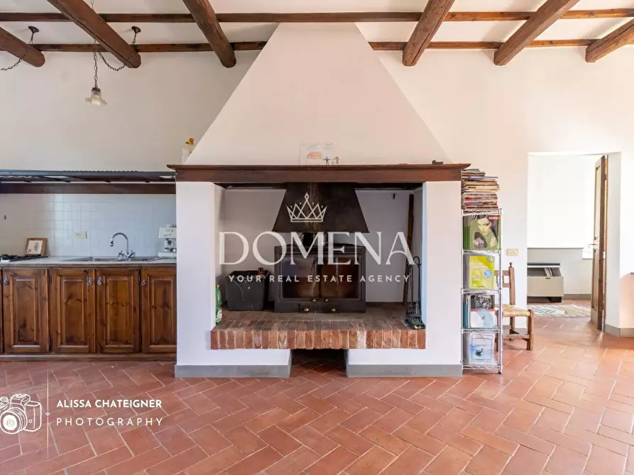 Immagine 24 di Casa colonica in vendita  a Rapolano Terme