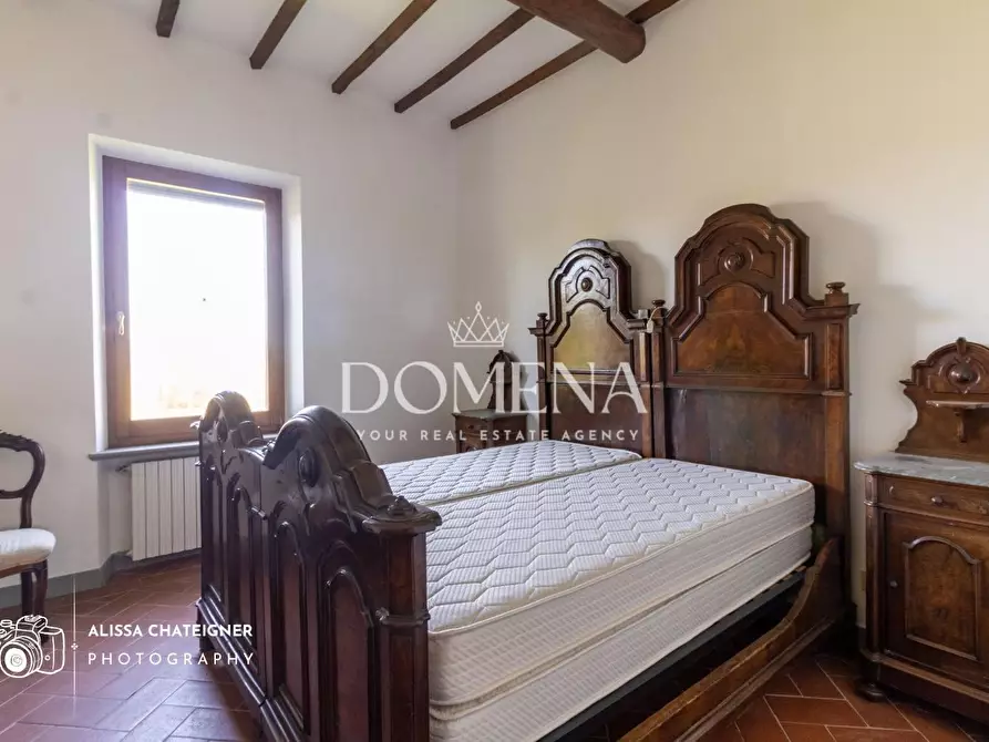 Immagine 31 di Casa colonica in vendita  a Rapolano Terme